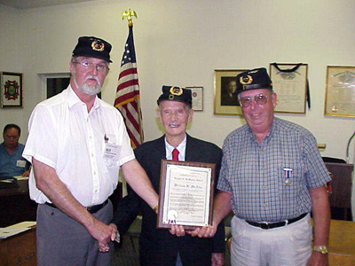 MVC-377F0 Receiving Award